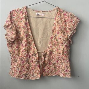 SO Pink and Cream Floral Tie-Front Flutter Sleeve Top